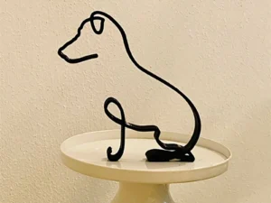 Minimalist Wrought Iron Dog Sculpture – Metal Art Ornament for Home & Office Decor